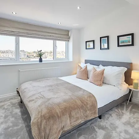 Host & - Harbour View Holiday home Whitby